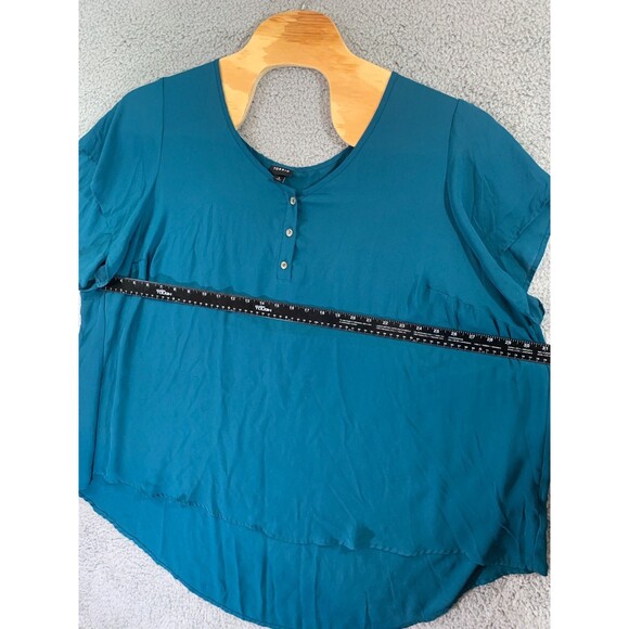 Torrid Size 5 Women's Teal Green Blouse Sleeve-cap Plus Size Lightweight V-Neck - Picture 3 of 9